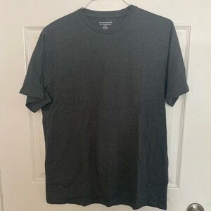 Amazon Essentials Men's T-Shirt Slim-Fit Short-Sleeve